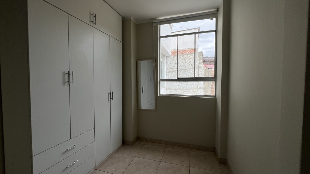 DEPARTAMENTO En Residencial Angamos-4