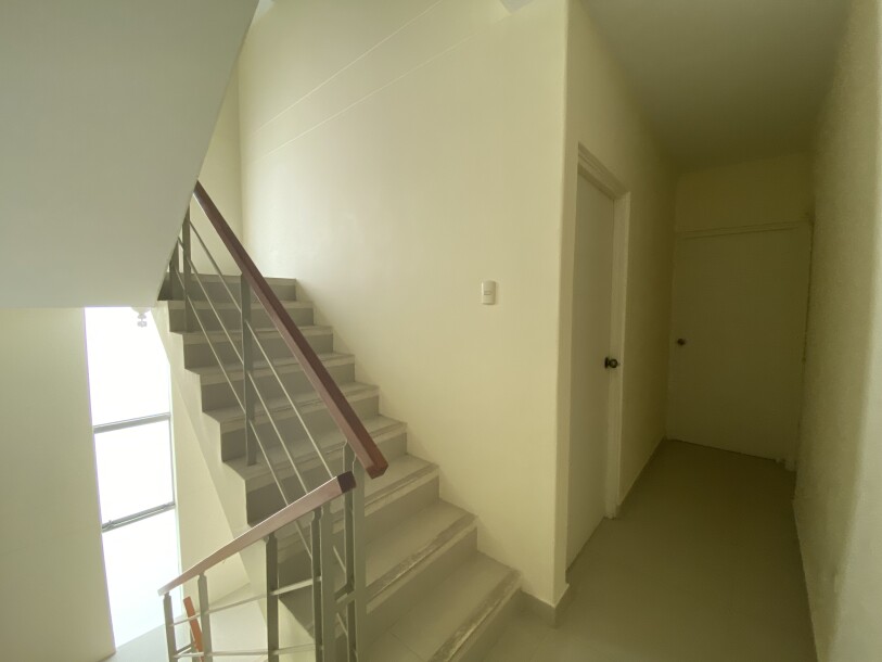 CASA En Urb. El Chipe-5