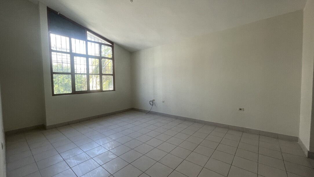 Casa En Urb. Lagunas del Chipe-14