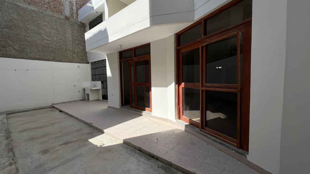 Casa En Urb. Lagunas del Chipe-7