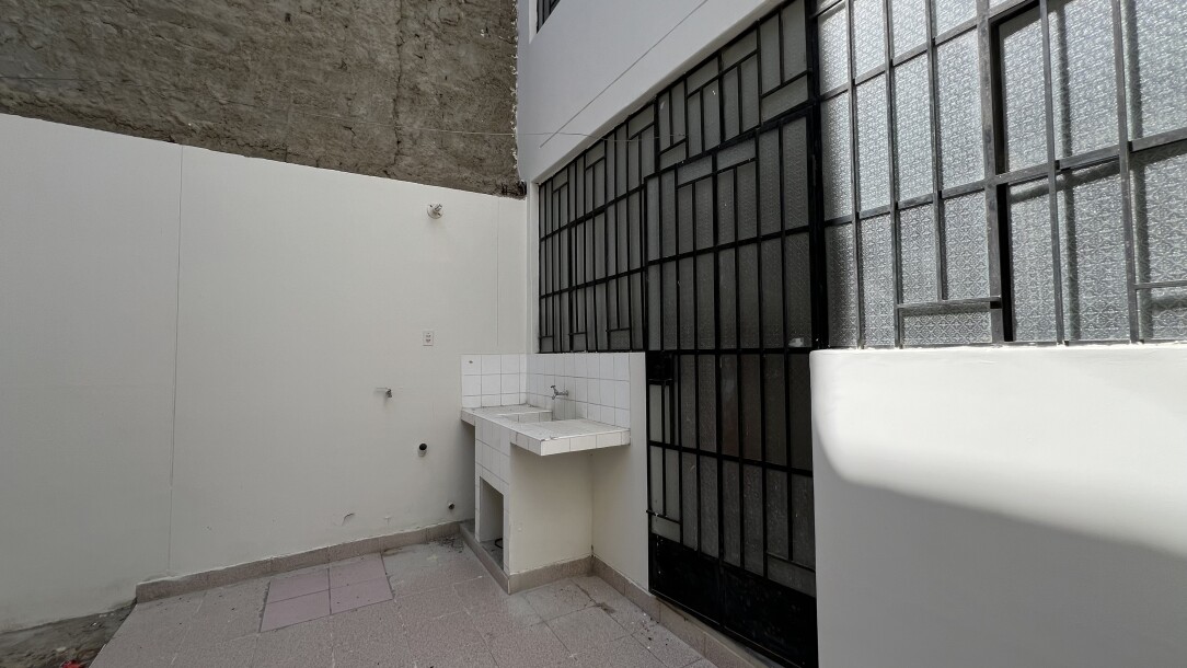 Casa En Urb. Lagunas del Chipe-8