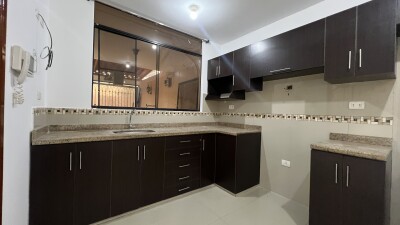 CASA En Urb. Lagunas del Chipe