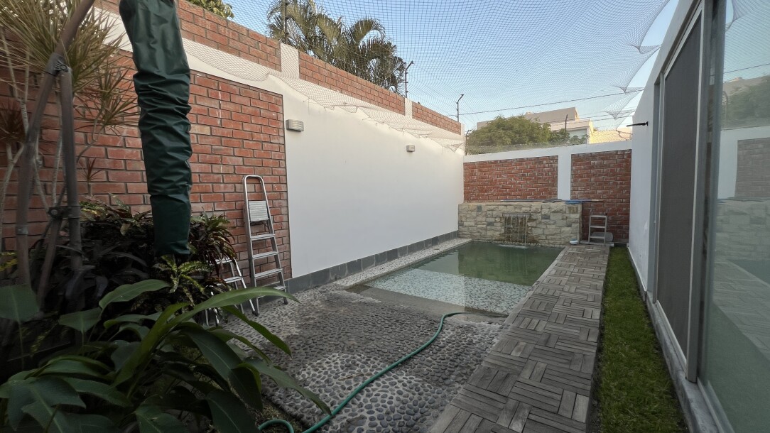CASA En Urb. Loma Blanca-20