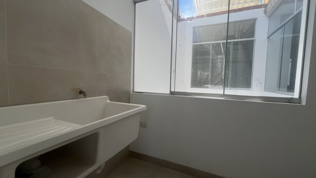 DEPARTAMENTO En Urb. Santa Maria del Pinar-4