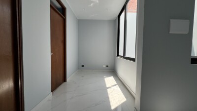 CASA DE ESTRENO Urb. Miraflores Country Club I
