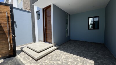 CASA DE ESTRENO Urb. Miraflores Country Club I