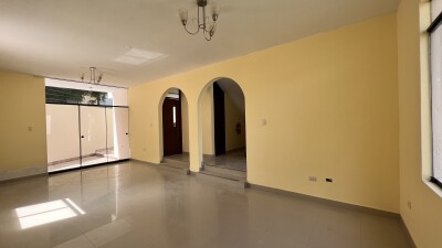 CASA En Urb. Los Cocos del Chipe
