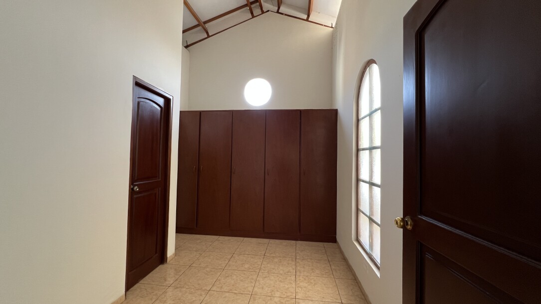 CASA En Urb. Los Geranios (Amoblada)-20