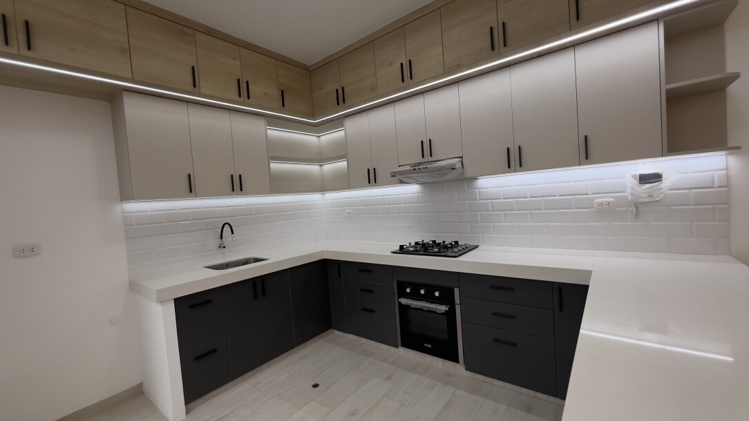CASA DE ESTRENO En Urb. Miraflores Country Club-12