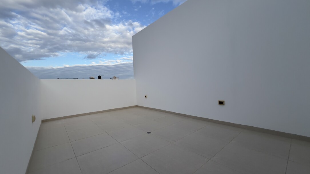 CASA DE ESTRENO En Urb. Miraflores Country Club-34