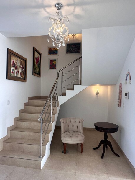 CASA DE ESTRENO En Urb. Miraflores Country Club I-6
