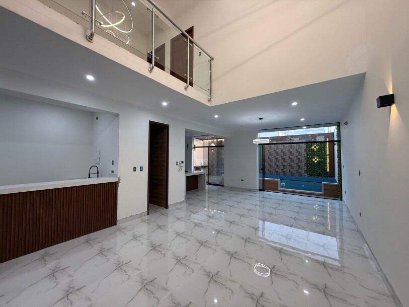 CASA DE ESTRENO En Boulevard Plaza Park-4