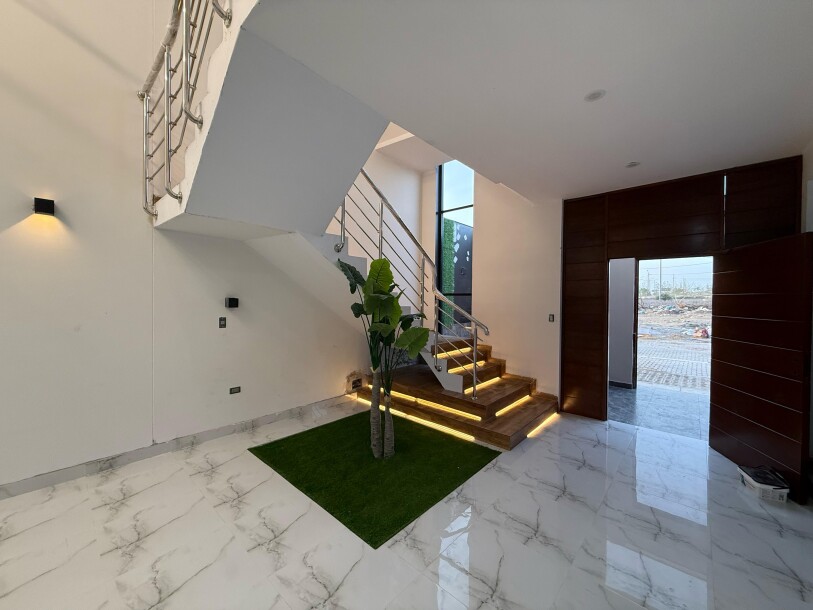 CASA DE ESTRENO En Boulevard Plaza Park-5