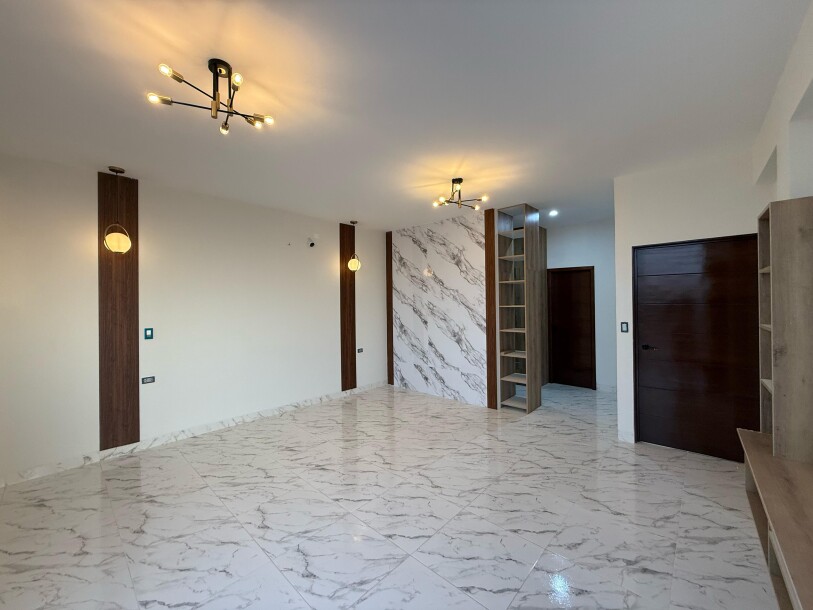 CASA DE ESTRENO En Boulevard Plaza Park-13