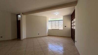 CASA En Urb. Santa María del Pinar