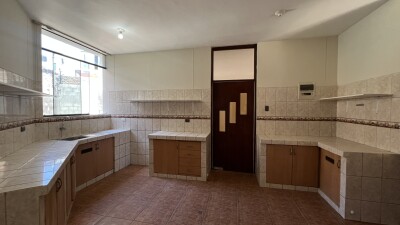 CASA En Urb. Santa María del Pinar