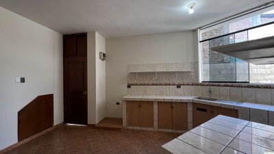 CASA En Urb. Santa María del Pinar
