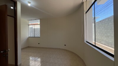 CASA En Urb. Santa María del Pinar