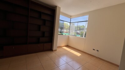 CASA En Urb. Santa María del Pinar