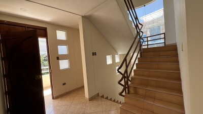 CASA En Urb. Santa María del Pinar
