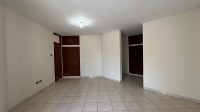 CASA En Urb. Santa María del Pinar