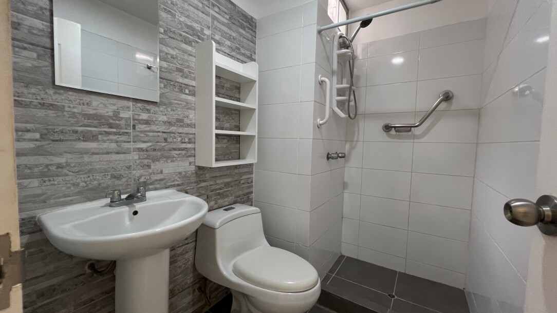 DEPARTAMENTO En Condominio Lagunas del Chipe-18