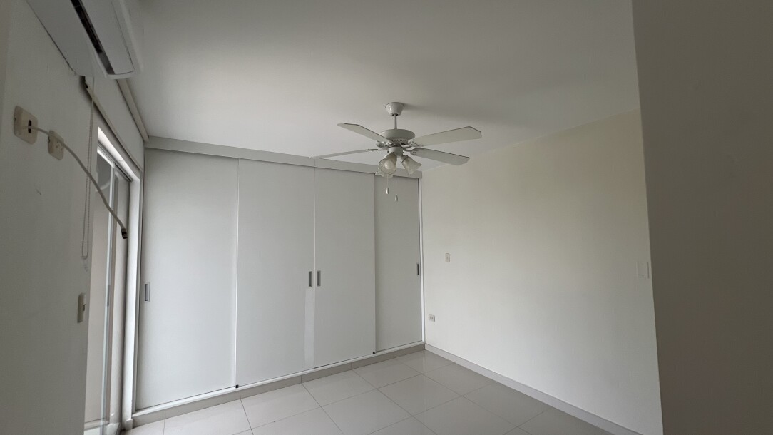 DEPARTAMENTO En Condominio Lagunas del Chipe-13