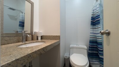 DEPARTAMENTO En Cond. Lagunas del Chipe (semi - amoblado)