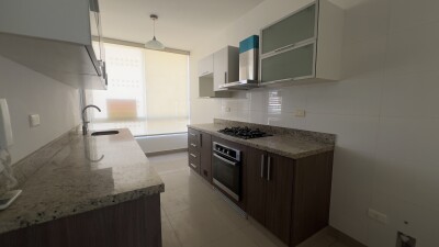 DEPARTAMENTO En Cond. Palmeras del Chipe