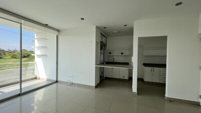 DEPARTAMENTO En Condominio Palmeras del Chipe