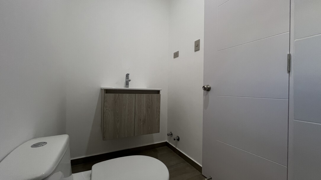DEPARTAMENTO DE ESTRENO En Robles del Chipe-12