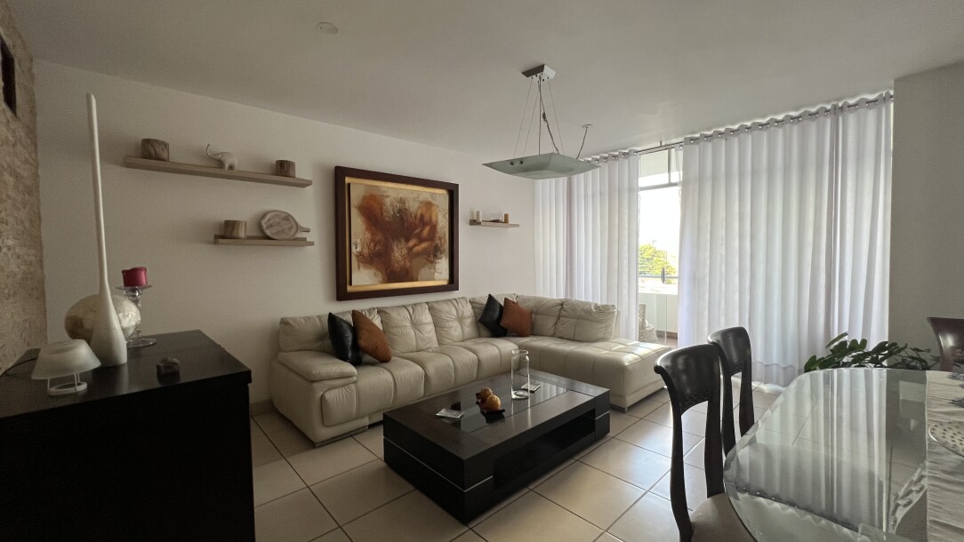 DEPARTAMENTO En Urb. El Chipe-3