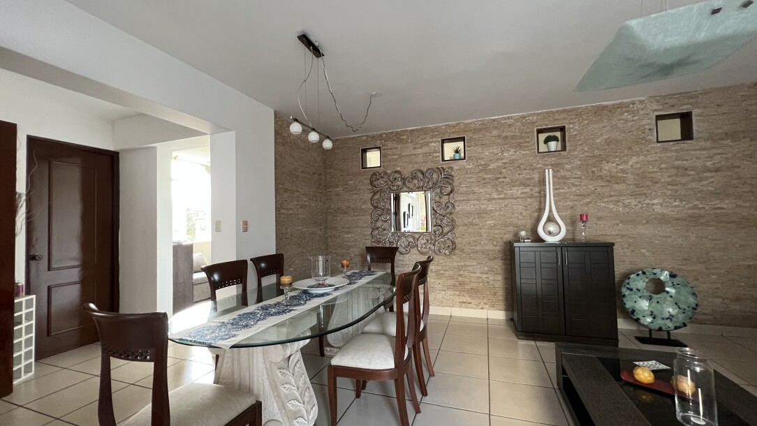 DEPARTAMENTO En Urb. El Chipe-6