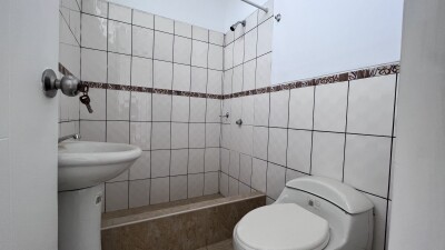 DEPARTAMENTO En Urb. Los Cedros