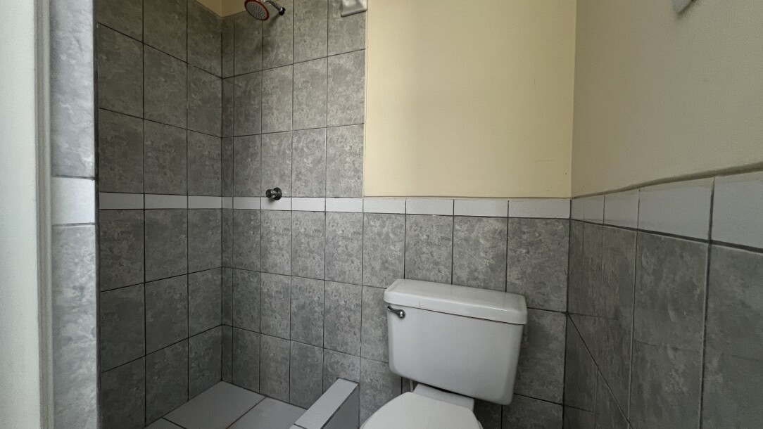 DEPARTAMENTO En Urb. Los Geranios-17