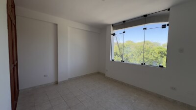 DEPARTAMENTO En Urb. Los Geranios