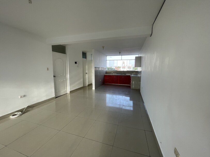 DEPARTAMENTO En Miraflores Country Club 1-1