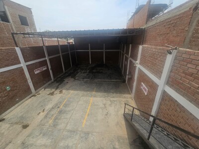 TERRENO DE 260m2 En Av. Grau de Castilla